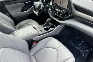 Toyota Highlander 2023 L 4 SUV