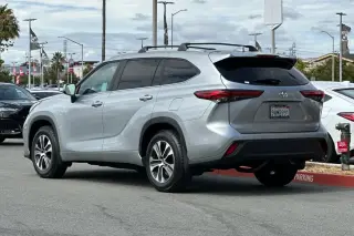 Toyota Highlander 2023 L 4 SUV