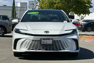 Toyota Camry 2025 SE 4dr Sedán