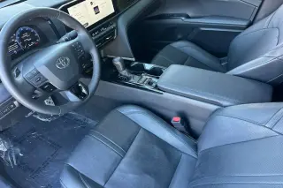 Toyota Camry 2025 SE 4dr Sedán
