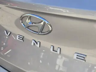 Hyundai VENUE 2024 SEL 4dr Crossover
