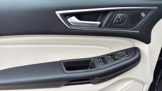 Ford Edge 2022 AWD Titanium 4dr Crossover