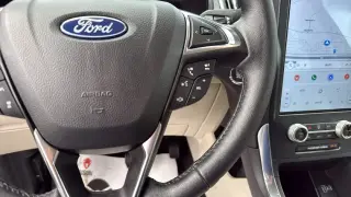 Ford Edge 2022 AWD Titanium 4dr Crossover