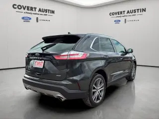 Ford Edge 2022 AWD Titanium 4dr Crossover