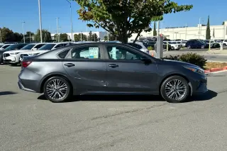 Kia Forte 2023 GT-Line 4dr Sedán