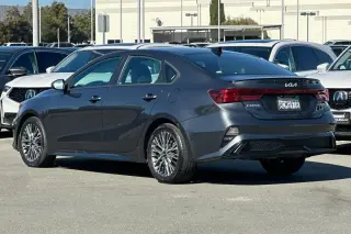 Kia Forte 2023 GT-Line 4dr Sedán