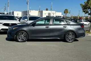Kia Forte 2023 GT-Line 4dr Sedán