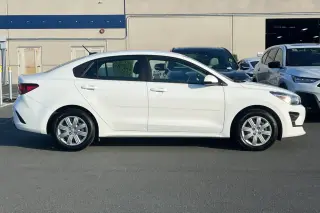 Kia Rio 2022 S 4dr Sedán