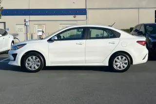 Kia Rio 2022 S 4dr Sedán