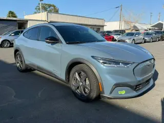 Ford Mustang Mach-E 2023 Select 4dr SUV