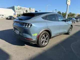 Ford Mustang Mach-E 2023 Select 4dr SUV