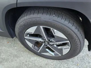 Hyundai TUCSON 2025 SEL Convenience 4dr SUV