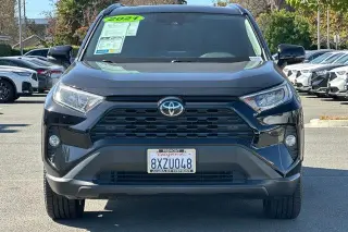 Toyota RAV4 2021 XLE Premium SUV 4 puertas