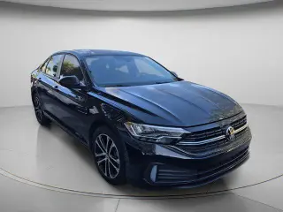 Volkswagen Jetta 2024 Sport sedán 4 puertas 8A
