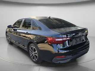 Volkswagen Jetta 2024 Sport sedán 4 puertas 8A