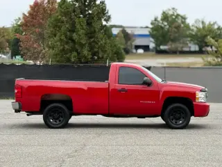 Chevrolet Silverado 1500 2011 4x4 Work Truck 2dr Regular Cab 6.5 ft. SB
