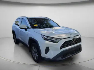 Toyota RAV4 2024 XLE 4dr SUV