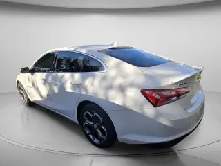Chevrolet Malibu 2022 LT Sedán de 4 puertas