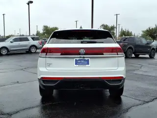 Volkswagen Atlas Cross Sport 2025 SE 4dr SUV con Tecnología