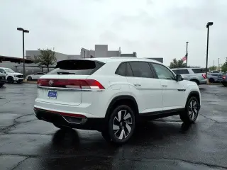 Volkswagen Atlas Cross Sport 2025 SE 4dr SUV con Tecnología