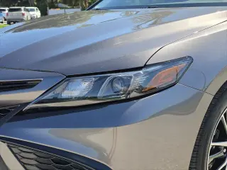 Toyota Camry Hybrid 2024 SE 4dr Sedán