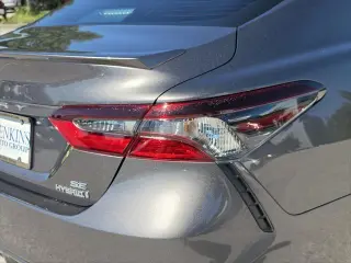 Toyota Camry Hybrid 2024 SE 4dr Sedán