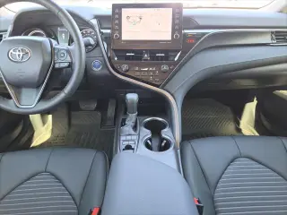 Toyota Camry Hybrid 2024 SE 4dr Sedán