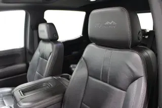 Chevrolet Silverado 1500 2019 4x4 High Country 4dr Crew Cab 5.8 ft. SB