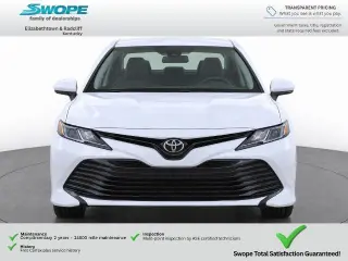 Toyota Camry 2018 LE sedán 4 puertas