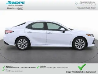 Toyota Camry 2018 LE sedán 4 puertas