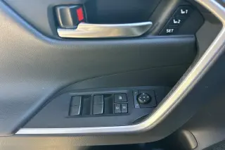 Toyota RAV4 Híbrido 2024 AWD XSE 4dr SUV