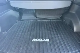 Toyota RAV4 Híbrido 2024 AWD XSE 4dr SUV