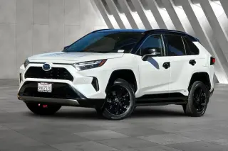 Toyota RAV4 Híbrido 2024 AWD XSE 4dr SUV