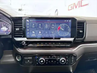 GMC Sierra 1500 2024 4x4 SLT 4dr Crew Cab 5.8 ft. SB