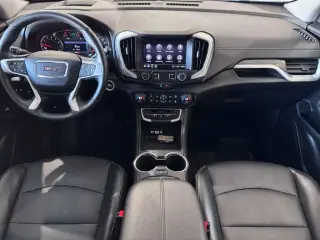 GMC Terrain 2023 AWD SLT SUV de 4 puertas
