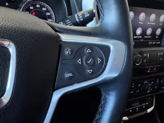 GMC Terrain 2023 AWD SLT SUV de 4 puertas