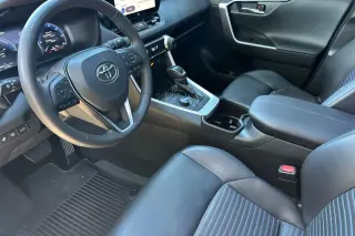 Toyota RAV4 Híbrido 2024 AWD XSE 4dr SUV