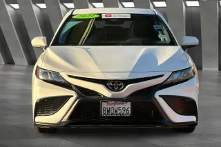 Toyota Camry 2021 SE 4dr Sedán