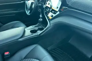 Toyota Camry 2021 SE 4dr Sedán