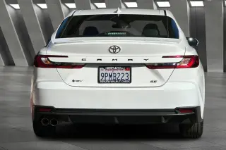 Toyota Camry 2025 SE 4dr Sedán