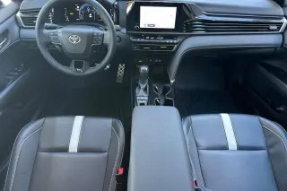 Toyota Camry 2025 SE 4dr Sedán