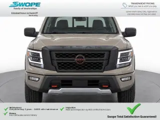 Nissan Titan 2023 4x4 PRO-4X 4dr Cabina de Crew 5.6 ft. SB