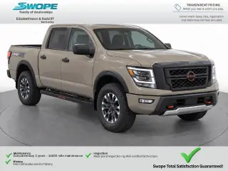 Nissan Titan 2023 4x4 PRO-4X 4dr Cabina de Crew 5.6 ft. SB
