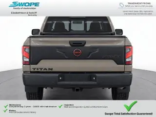 Nissan Titan 2023 4x4 PRO-4X 4dr Cabina de Crew 5.6 ft. SB
