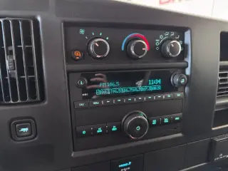 GMC Savana 2025 2500 3dr Cargo Van