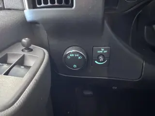 GMC Savana 2025 2500 3dr Cargo Van