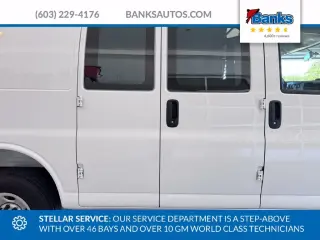 GMC Savana 2025 2500 3dr Cargo Van