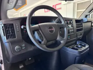 GMC Savana 2025 2500 3dr Cargo Van