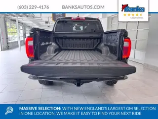 GMC Canyon 2024 4x4 Denali 4dr Crew Cab 5 ft. SB