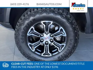 GMC Canyon 2024 4x4 AT4 4dr Crew Cab 5 ft. SB